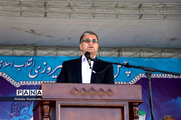 مراسم گلبانگ انقلاب در میدان شهدای  مشهد