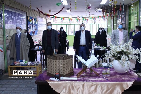 برگزاری آیین گلبانگ انقلاب منطقه 10
