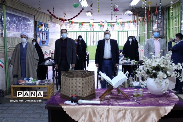 برگزاری آیین گلبانگ انقلاب منطقه 10