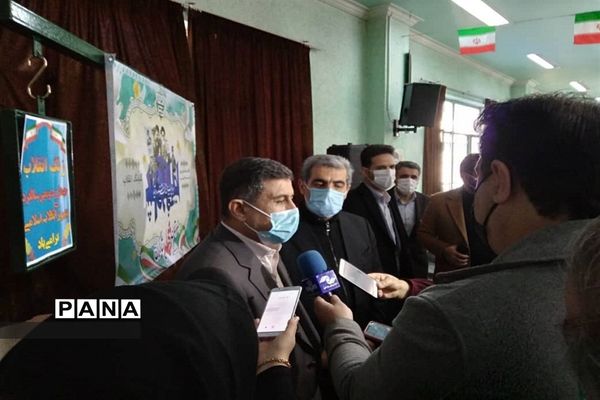 آیین نواختن زنگ انقلاب در مدارس البرز