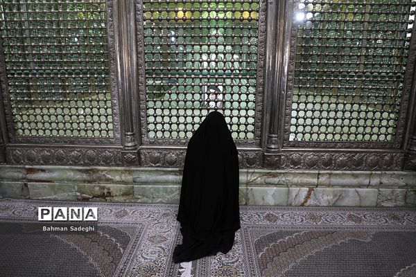 گرامیداشت یوم الله ۱۲ بهمن در حرم مطهر امام خمینی(ره)