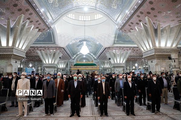 گرامیداشت یوم الله ۱۲ بهمن در حرم مطهر امام خمینی(ره)