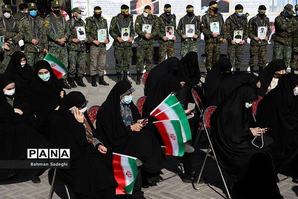 گرامیداشت یوم الله ۱۲ بهمن در حرم مطهر امام خمینی(ره)