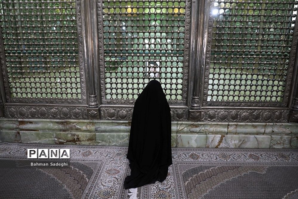 گرامیداشت یوم الله ۱۲ بهمن در حرم مطهر امام خمینی(ره)