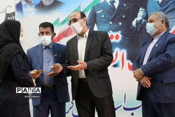 نواختن زنگ  انقلاب در بوشهر