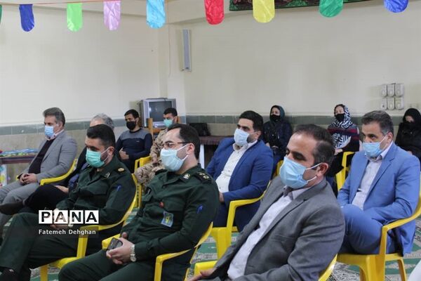 زنگ انقلاب در دبستان عصمت محمودآباد