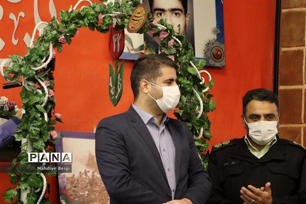 آیین نواختن زنگ انقلاب در شهریار