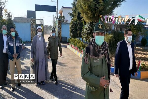 زنگ انقلاب در دبیرستان توحید اسرم