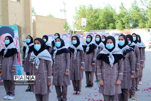 زنگ انقلاب در مدارس سعدآباد طنین انداز شد