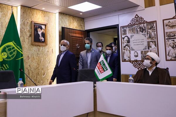 افتتاحیه نهمین دوره نمایشگاه‌های دانش‌آموزی مدرسه انقلاب