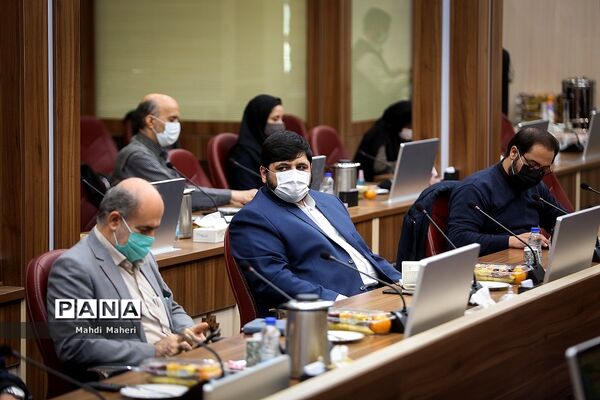 کارگروه ارتباطات و اطلاع رسانی بزرگداشت چهل و دومین فجر انقلاب اسلامی