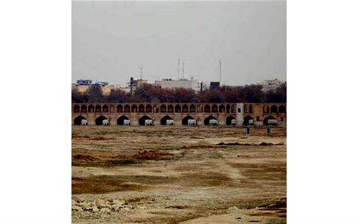 آلودگی هوا به اصفهان باز می‌گردد
