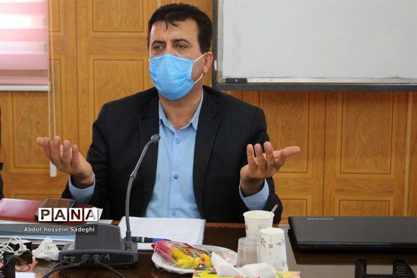 کارگاه کارشناسان ارزیابی عملکرد و پاسخگویی به شکایات شهرستان‌ها و مناطق آموزش و پرورش استان بوشهر