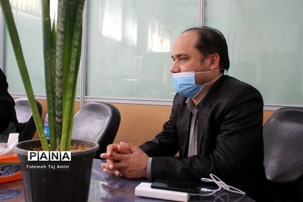 جلسه هم اندیشی کارکنان سازمان دانش‌آموزی استان بوشهر