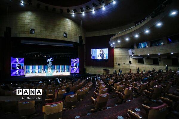 اکران فیلم  "ستاره بازی" در سی و نهمین جشنواره بین المللی فیلم فجر
