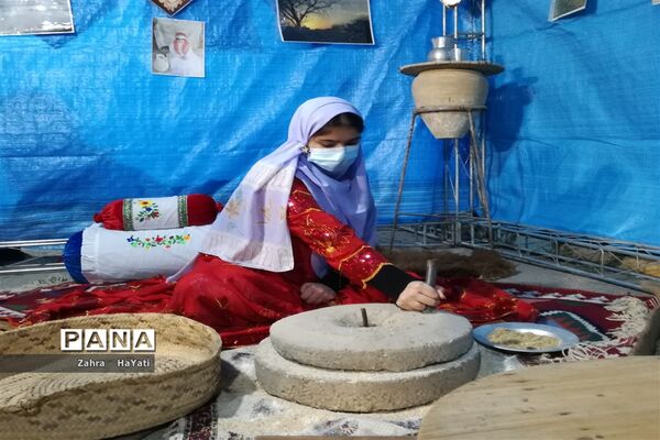 افتتاحیه نمایشگاه فجر در شهرستان امیدیه