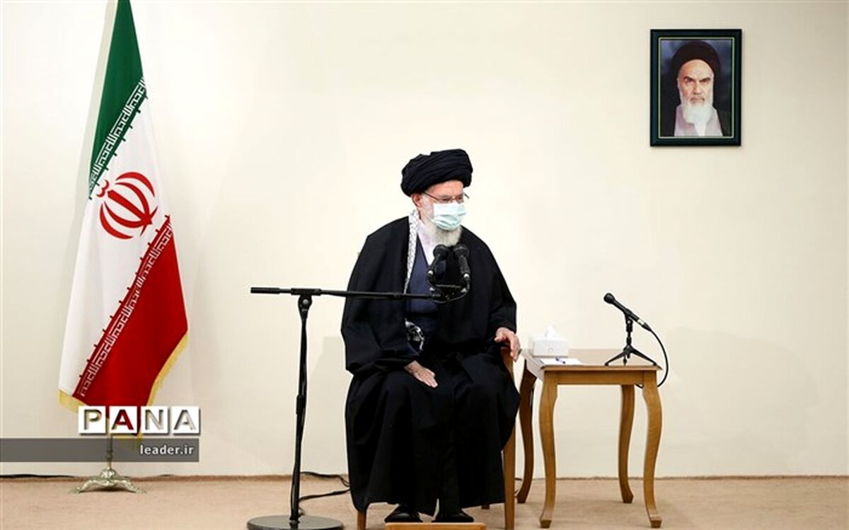 حضرت آیت الله خامنه‌ای: همسرم نعمت بزرگی است؛ خدا را شکر می‌کنم