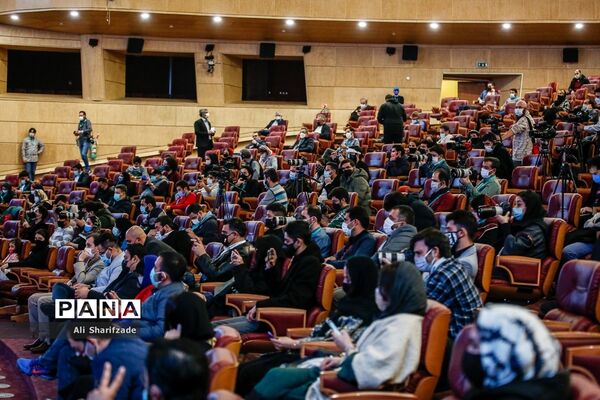 اکران فیلم  "ابلق"  در سی و نهمین جشنواره بین المللی فیلم فجر