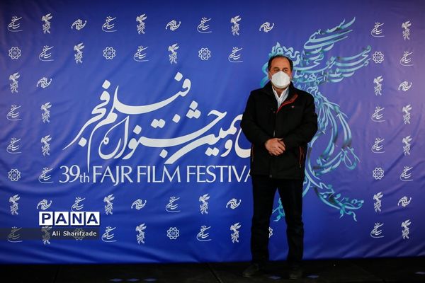 اکران فیلم "تک تیرانداز" در سی و نهمین جشنواره بین المللی فیلم فجر