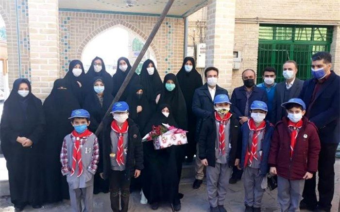 گلباران مزار شهیدان‌صدیفی در دماوند