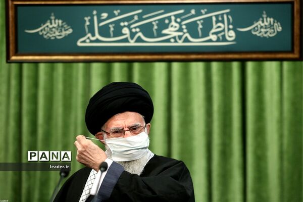 نشست تصویری رهبر انقلاب اسلامی با جمعی از مداحان به‌مناسبت سالروز ولادت حضرت زهرا(س)