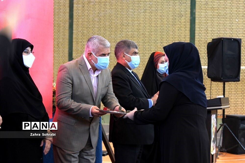 همایش بانوان شهرستان اسلامشهردرسالروز میلاد حضرت فاطمه زهرا(س)