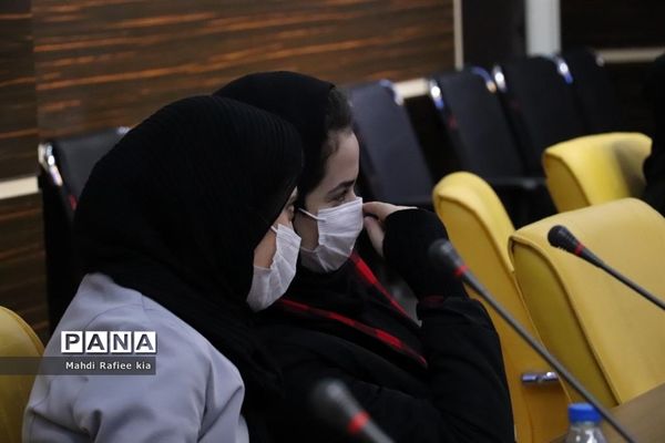 تجلیل از بانوان اداره کل آموزش و پرورش با حضور مدیرکل آذربایجان شرقی