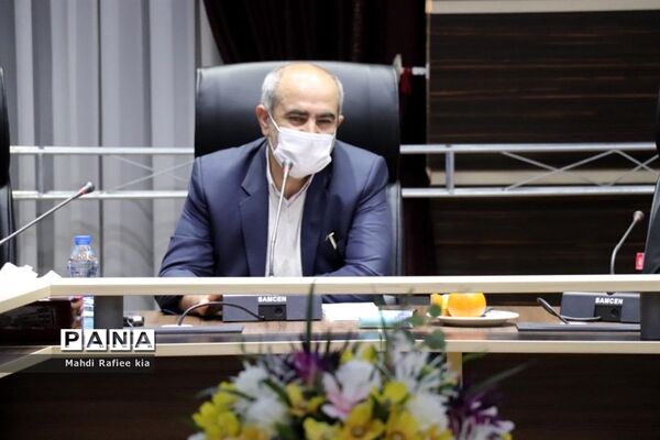 تجلیل از بانوان اداره کل آموزش و پرورش با حضور مدیرکل آذربایجان شرقی
