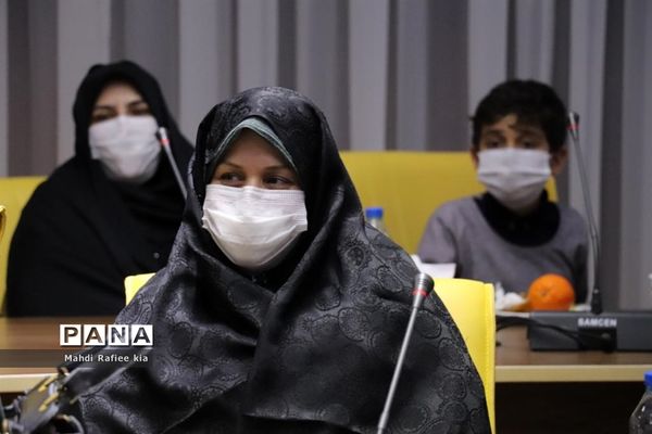 تجلیل از بانوان اداره کل آموزش و پرورش با حضور مدیرکل آذربایجان شرقی