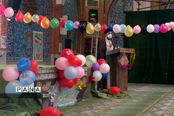 جشن‌تولد ۴۰ کودک‌نیازمند مصادف با میلاد حضرت‌زهرا(س) در پردیس