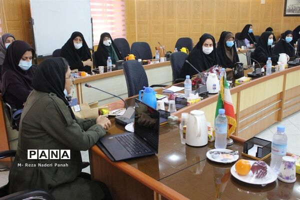 نشست تخصصی زنان، توسعه و مشارکت اجتماعی بانوان آموزش و پرورش استان بوشهر