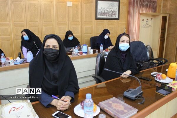 نشست تخصصی زنان، توسعه و مشارکت اجتماعی بانوان آموزش و پرورش استان بوشهر