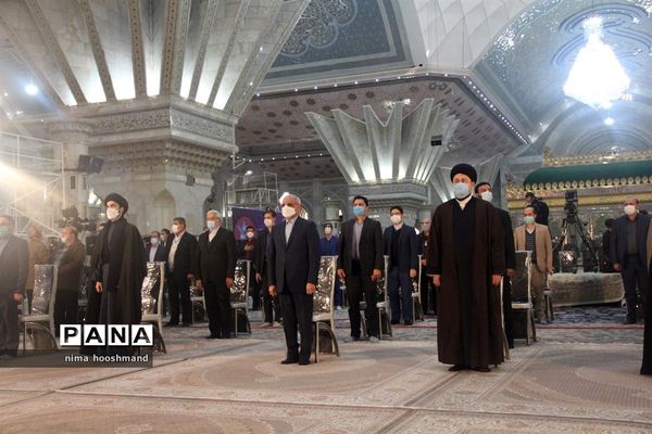 اختتامیه اولین جشنواره فرهنگی هنری دختران امروز در حرم امام خمینی(ره)