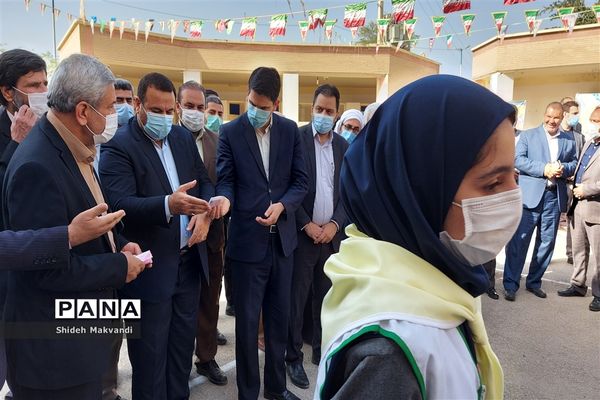 افتتاح چند مدرسه در شهرستان حمیدیه به مناسبت دهه فجر