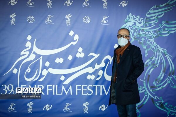 اکران فیلم  "روشن" در سی و نهمین جشنواره فیلم فجر