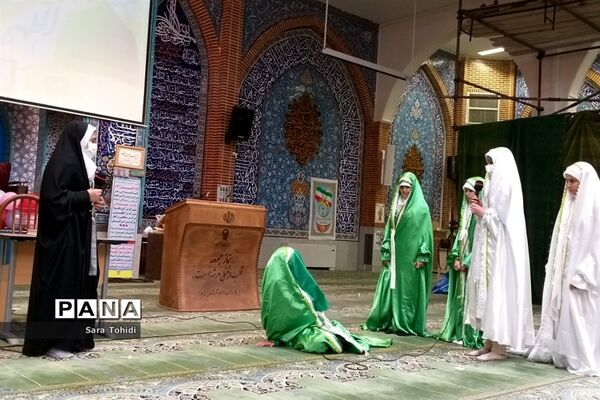 اجرای تئاتر با موضوع تولدحضرت‌فاطمه(س) در پردیس