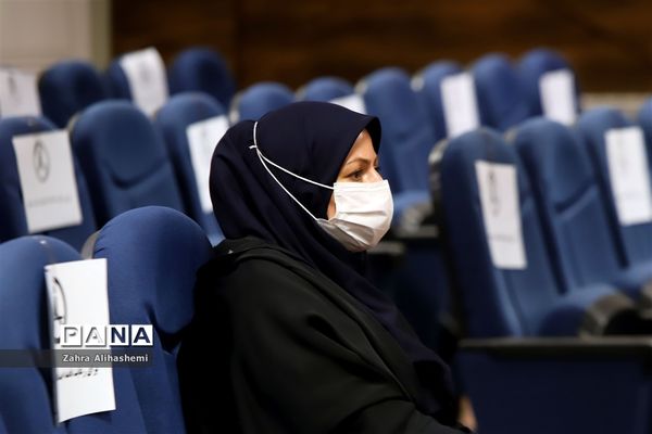 تجلیل از مشاوران امور بانوان مناطق شهر تهران