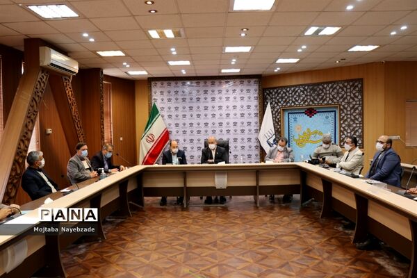 حضور معاون پرورشی و فرهنگی خراسان رضوی  و روسای ادارات داخلی  این حوزه در ناحیه دو مشهد
