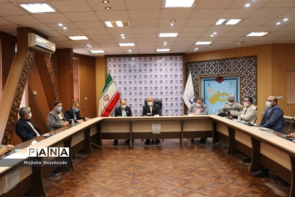 حضور معاون پرورشی و فرهنگی خراسان رضوی  و روسای ادارات داخلی  این حوزه در ناحیه دو مشهد