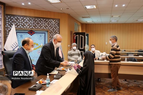 حضور معاون پرورشی و فرهنگی خراسان رضوی  و روسای ادارات داخلی  این حوزه در ناحیه دو مشهد