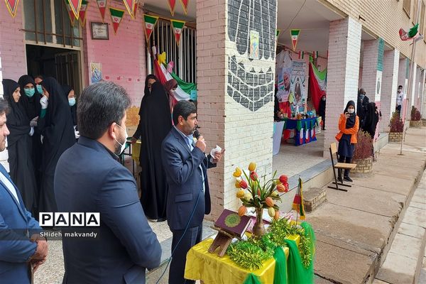 برگزاری نمایشگاه حجاب وعفاف  وهنرهای دستی درهنرستان طوبی شهرستان حمیدیه