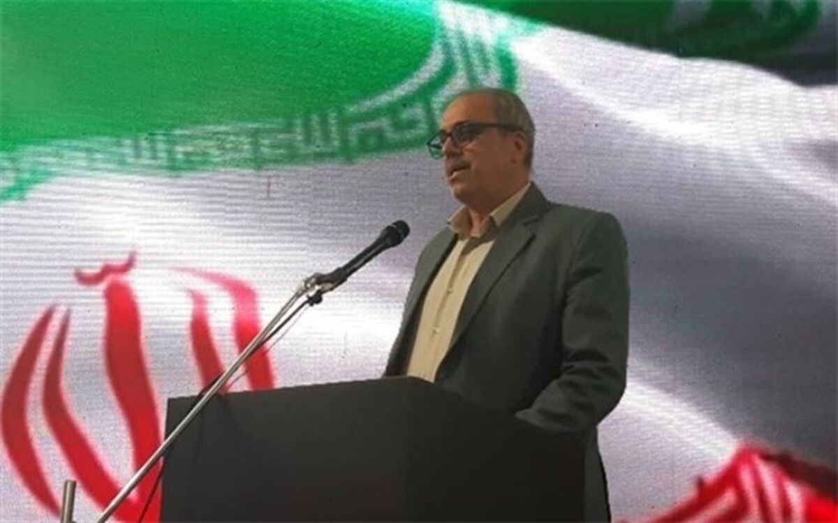 هدف از طرح مدرسه کانون تربیتی محل، کاهش فاصله بین جامعه و مدرسه است