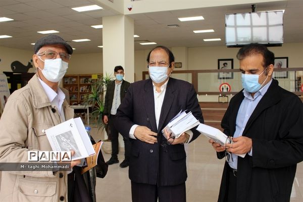 مراسم رونمایی از کتاب هزار نگار در بوشهر