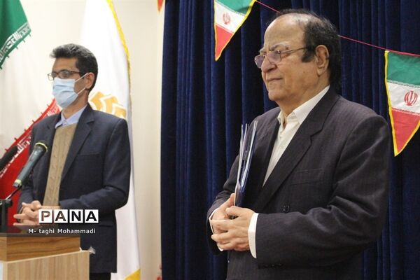 مراسم رونمایی از کتاب هزار نگار در بوشهر