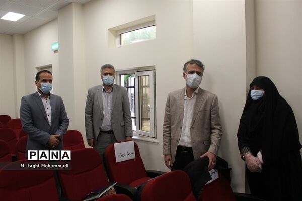 مراسم رونمایی از کتاب هزار نگار در بوشهر