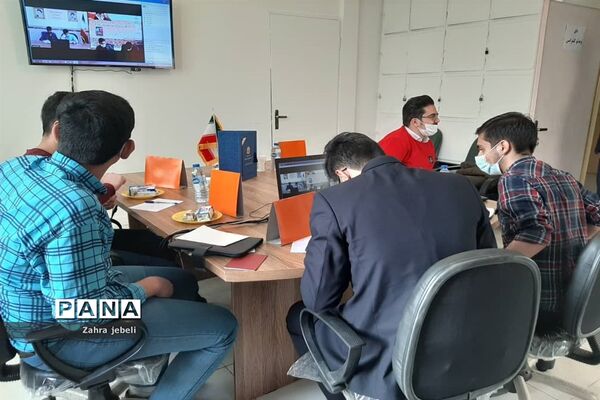 برگزاری اولین مناظره دانش‌آموزان ملارد با دانش‌آموزان شهرقدس