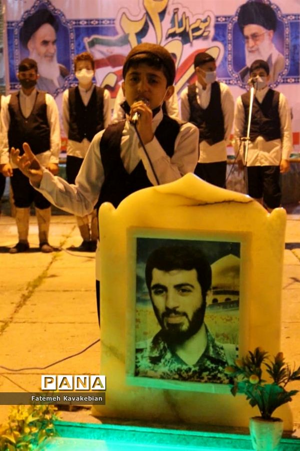 جشن ۲۲ بهمن در امام‌زاده عباس ساری