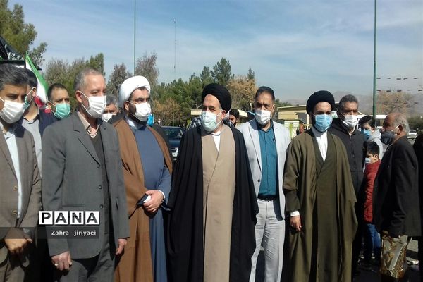 مراسم ۲۲ بهمن به صورت خودرویی و موتوری در خاورشهر