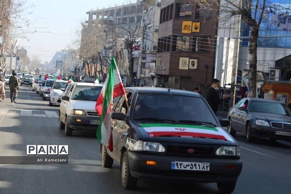 راهپیمایی خودرویی ۲۲ بهمن در قائمشهر