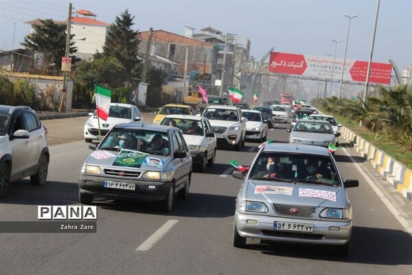 راهپیمایی خودرویی ۲۲ بهمن در محمودآباد